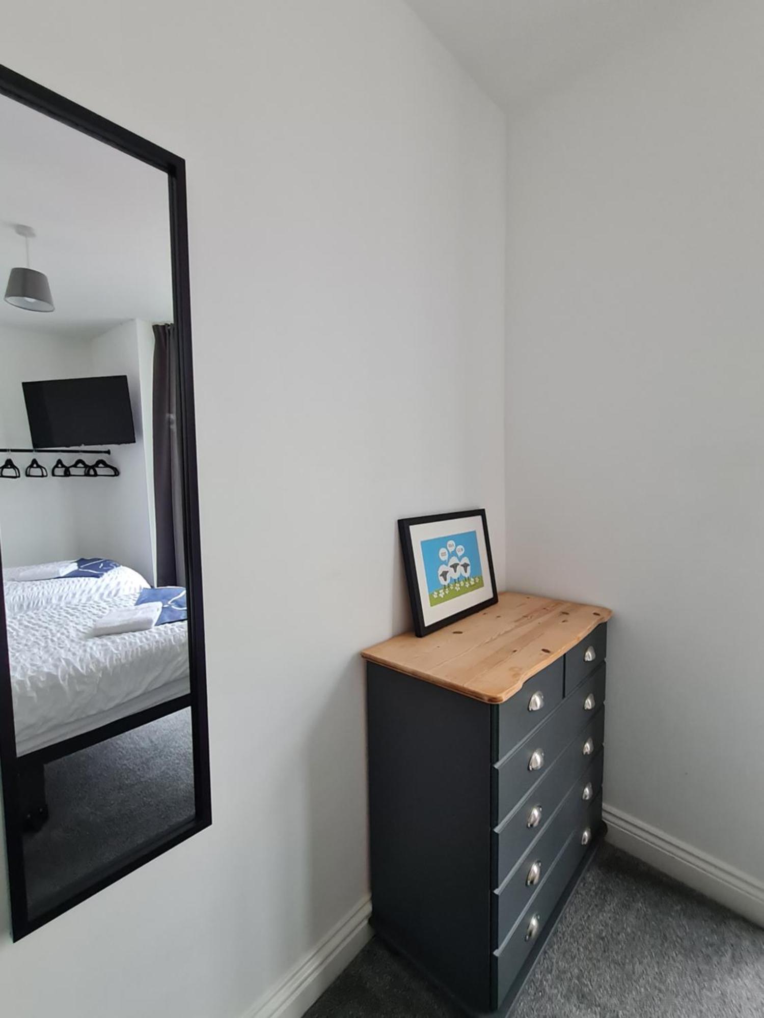 Yorkshire Rose - 2 Bed Apartment Sleeps 6 Скарборо Екстер'єр фото